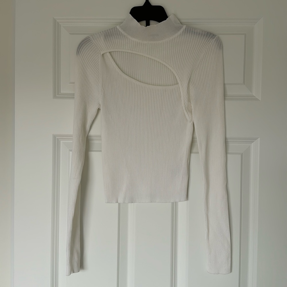 Aritzia babaton crop top white size small
